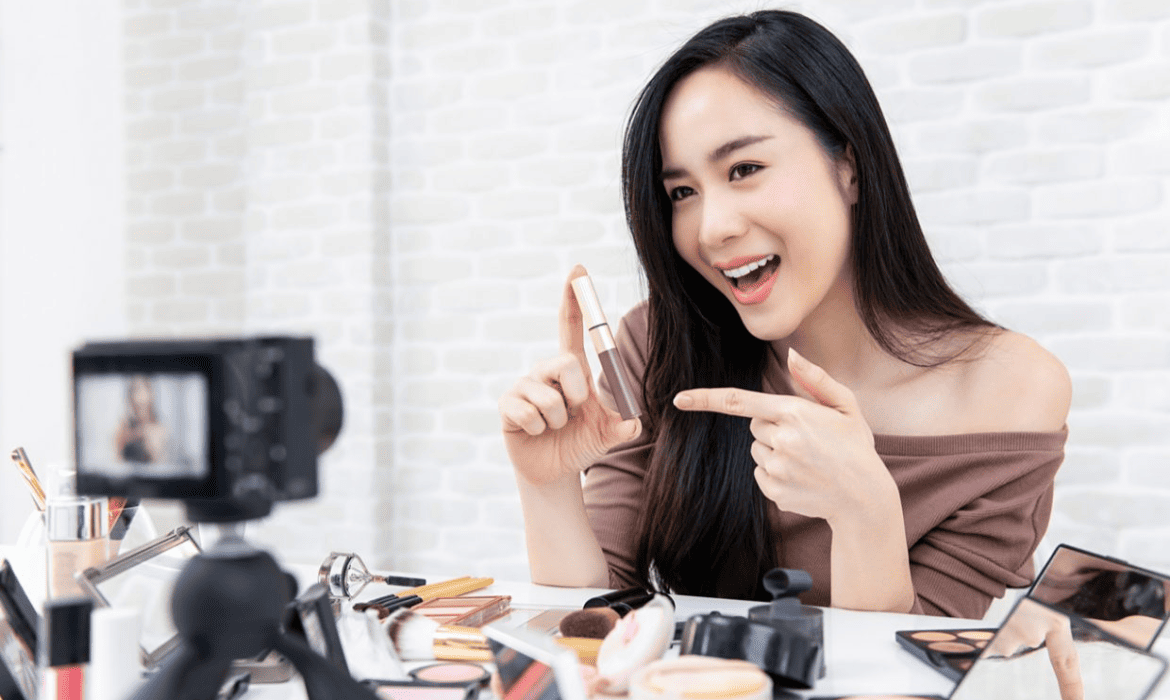 Bạn đã biết livestream chuyên nghiệp cần những gì chưa?