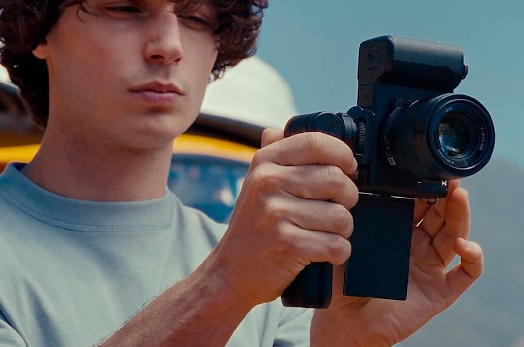 Tại Yến Tâm Camera, sản phẩm chính hãng, tư vấn hướng dẫn từ chuyên gia