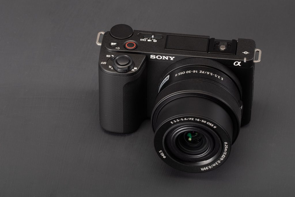 Máy ảnh chuyên nghiệp dành cho người mới.