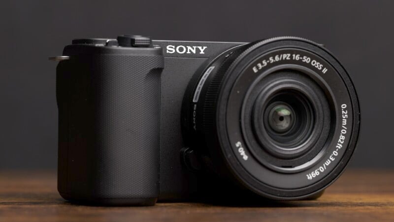 Sony A6700