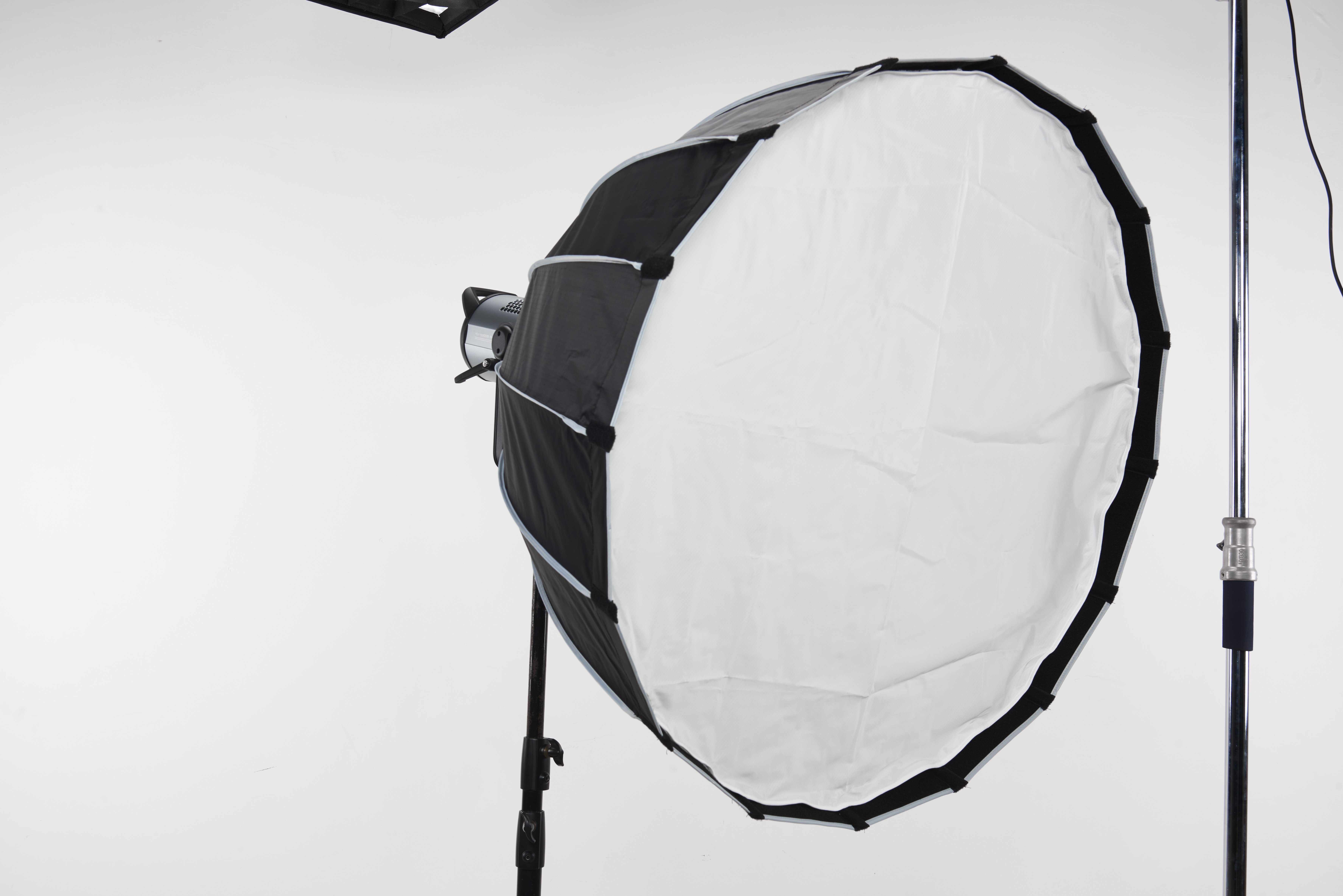Đèn LED Amastar AX-500PRO - CCT 2700K-6500K 460W