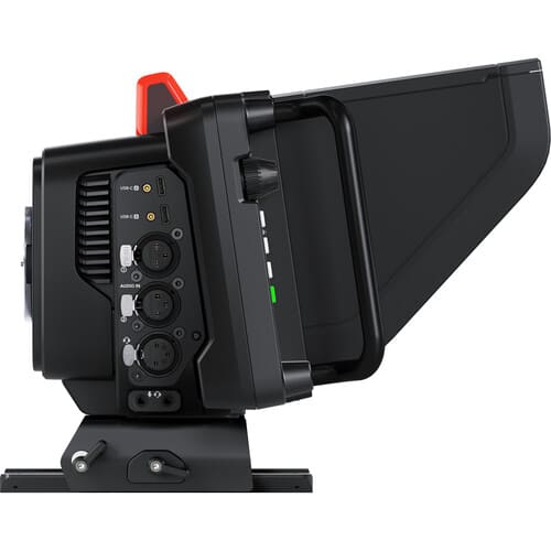 Máy quay phim Blackmagic Studio Camera 4K Pro