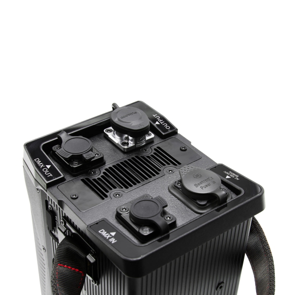 Đèn LED Aputure STORM 700x