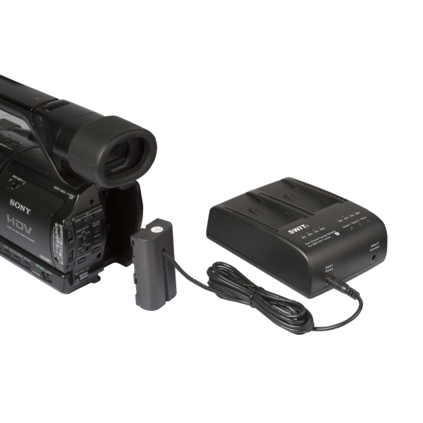 Swit S-3602F 2-ch SONY NP-F Charger and Adaptor