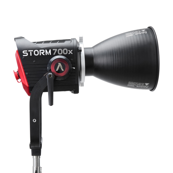 Đèn LED Aputure STORM 700x