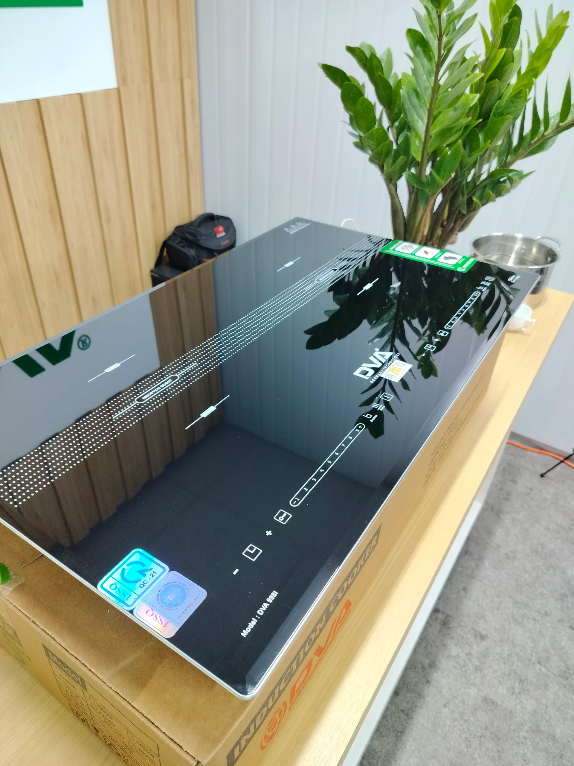 Bếp từ đôi DVA 998I_Made in Việt Nam