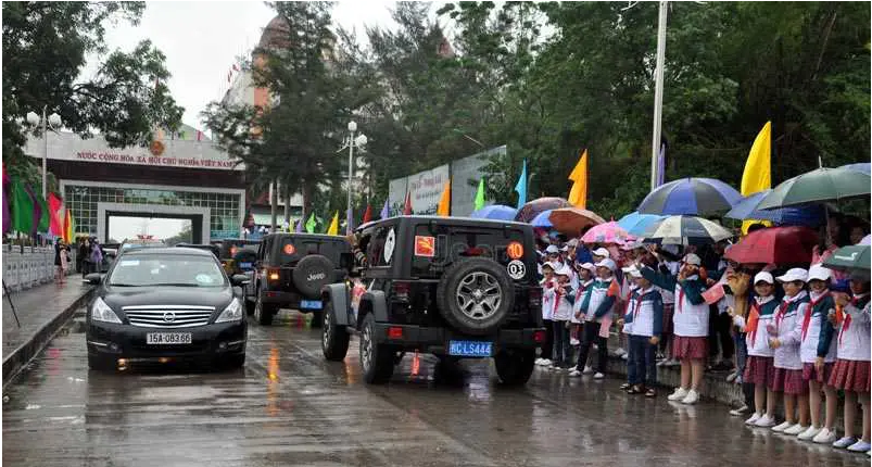 nguoi-dan-co-the-tu-lai-xe-du-lich-sang-trung-quoc-tu-6-11