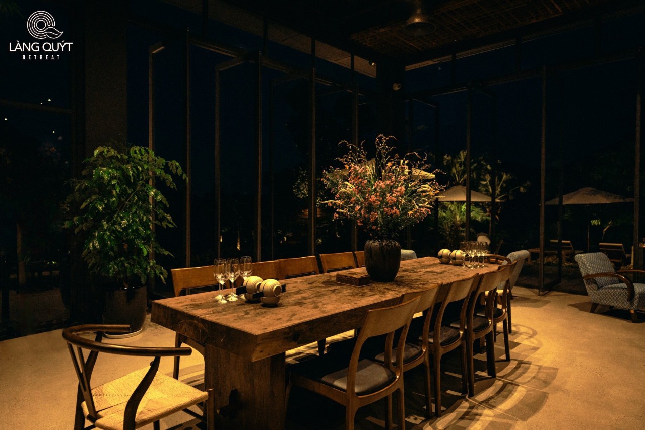 đèn cắm cỏ