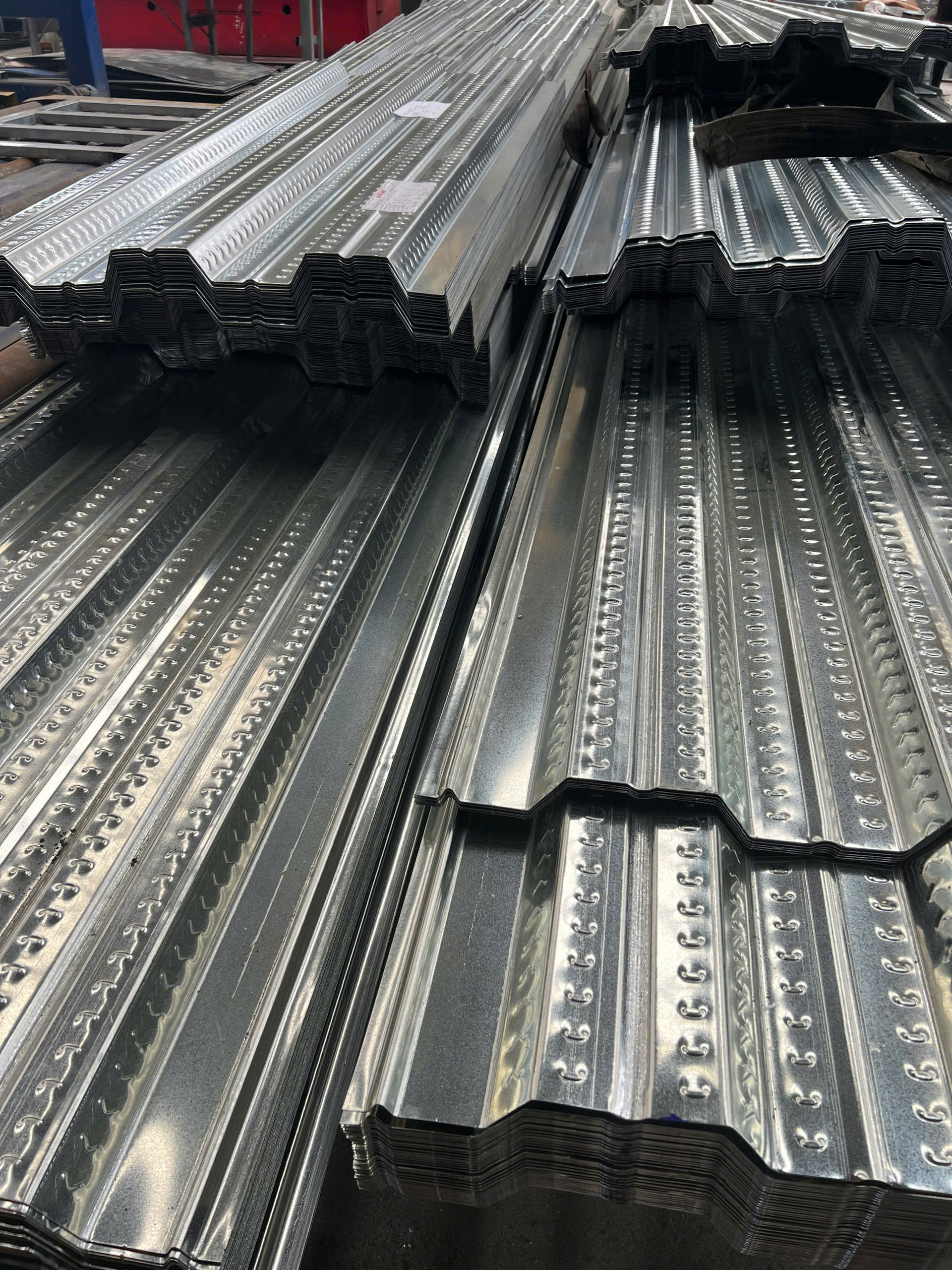 Sàn Deck Mạ Kẽm | Tấm sàn deck | Sàn thép định hình, giá Sàn deck