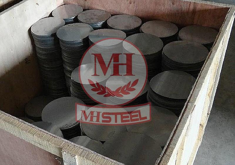 Bản mã tròn xếp trong thùng gỗ