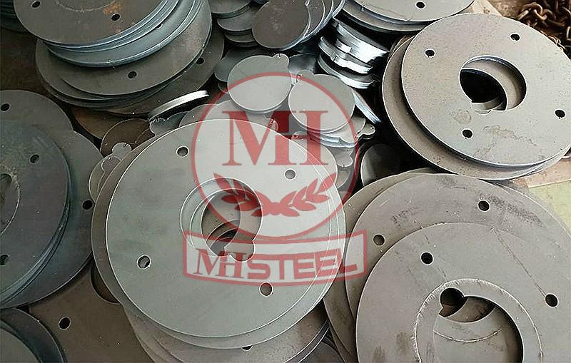 Các bản mã tròn có lỗ giữa sau gia công