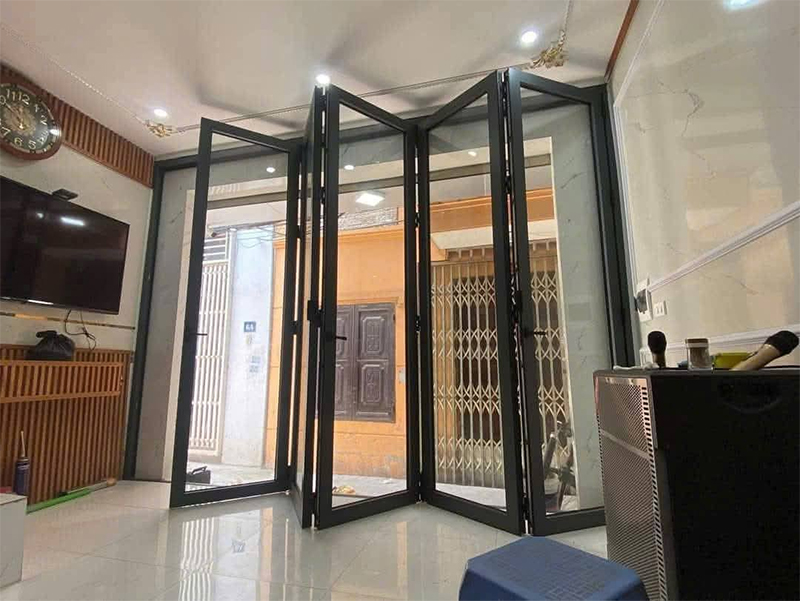Hình ảnh cửa nhôm Thép Mạnh Hải trực tiếp sản xuất được lắp thực tế.