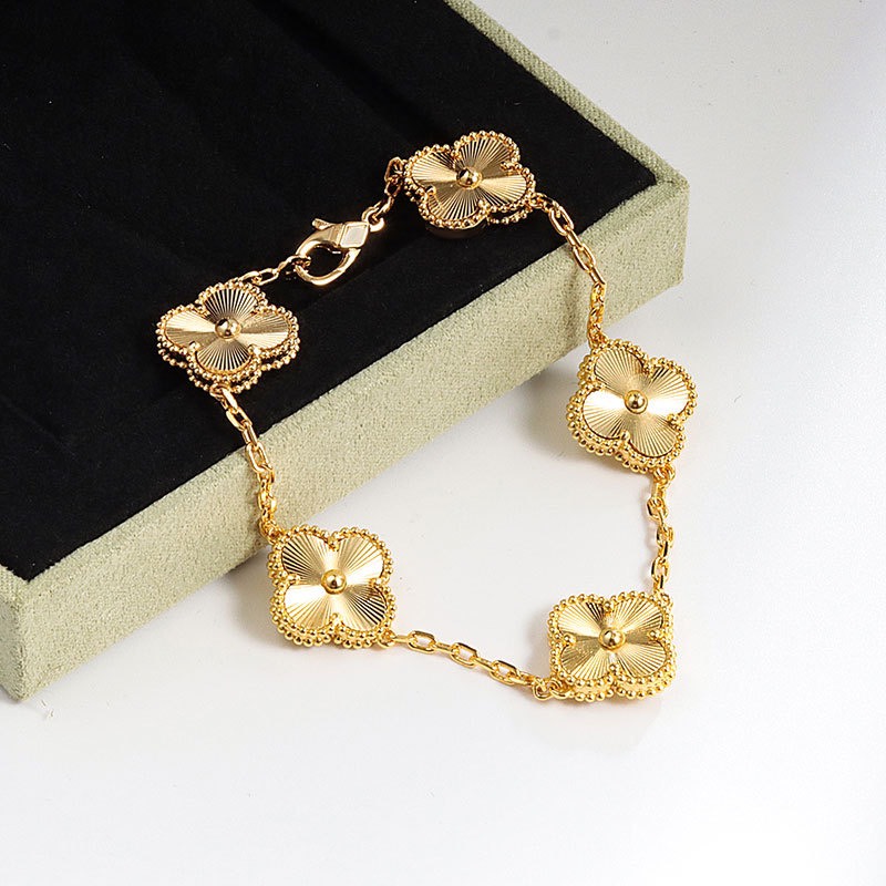 Clover Bracelet - Plain Gold