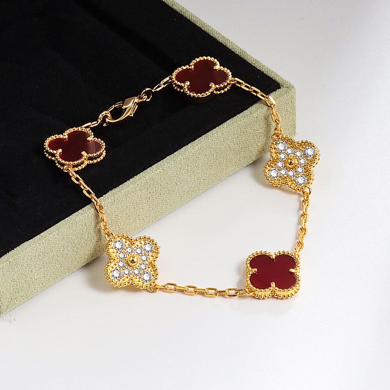 Clover Bracelet - Red Crystals