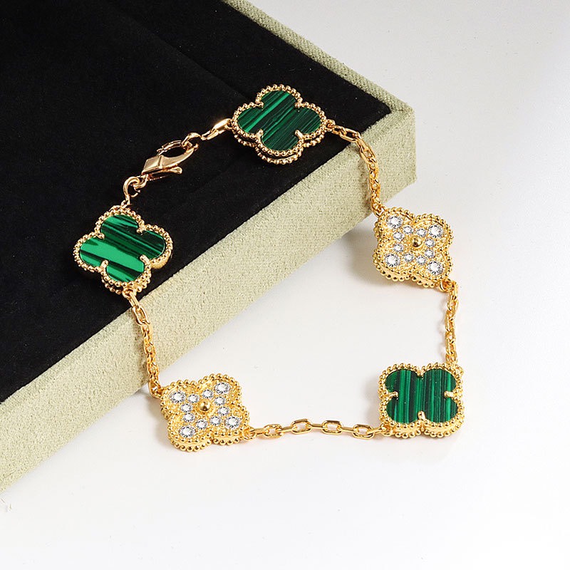 Clover Bracelet - Green Crystals