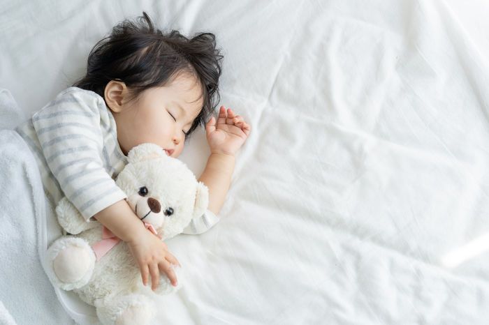 Giấc ngủ ảnh hưởng như thế nào đến sự phát triển của trẻ? Vì sao một đêm ngủ ngon lại quan trọng hơn cha mẹ nghĩ?