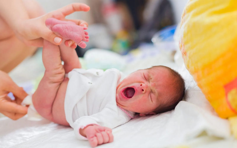 Những thói quen tưởng vô hại của mẹ nhưng khiến bé dễ hăm
