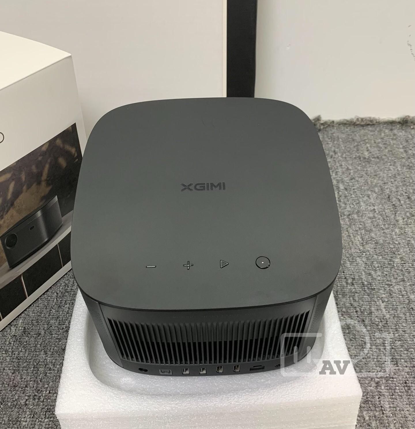 XGIMI H3S FullHD 2400Ansi