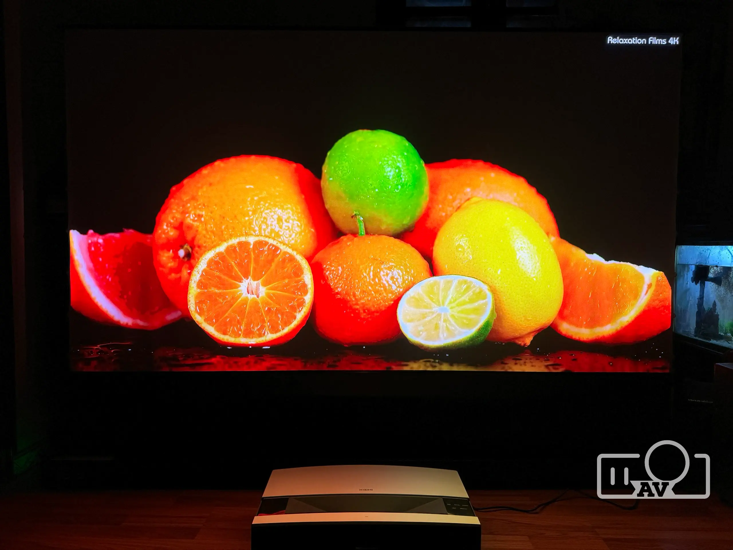 XGIMI A3 4K, 3500 ANSI lumens, Loa 60w, độ trễ thấp 240HZ