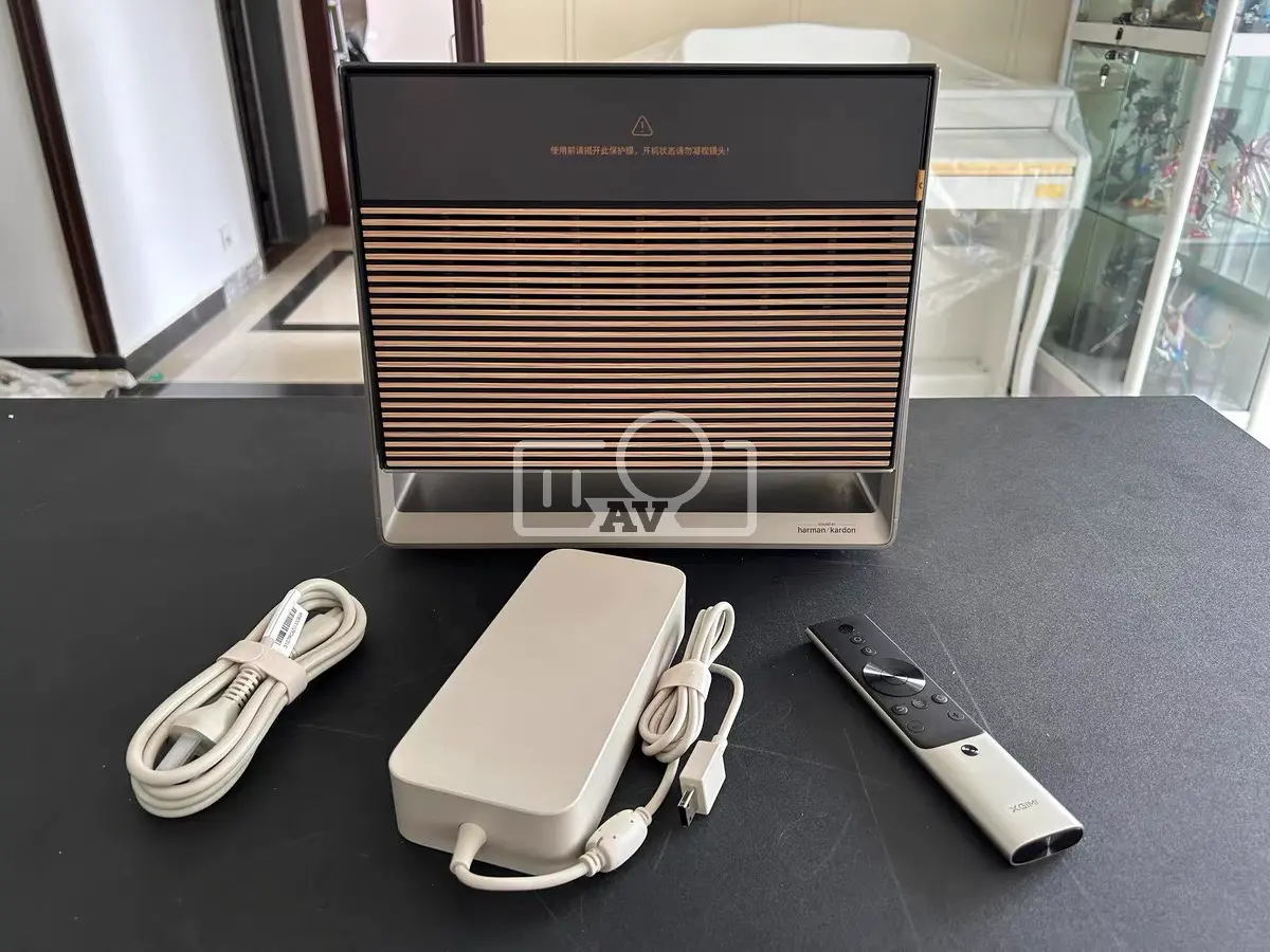 XGIMI RS 10 Ultra Triple Laser 4K 5300Ansi
