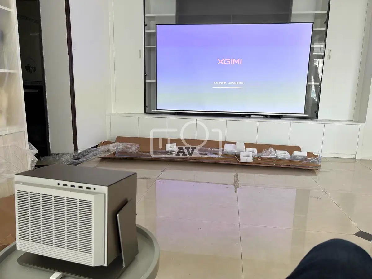 XGIMI RS 10 Ultra Triple Laser 4K 5300Ansi