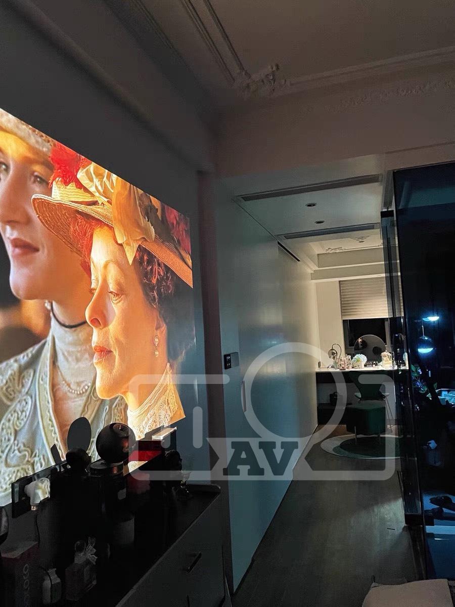 Hisense Vidda C1S 4K 2000CVIA / 3200Ansi