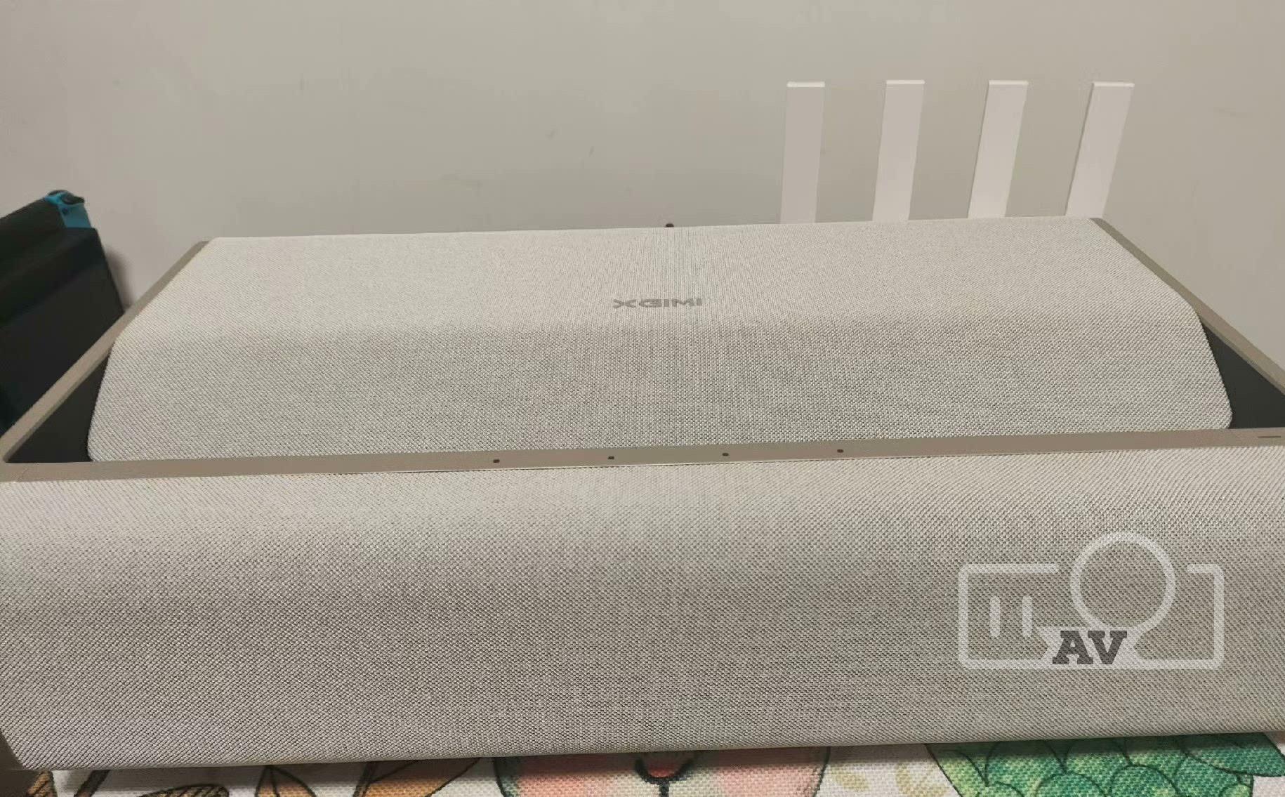 XGIMI M1 FullHD 1400Ansi