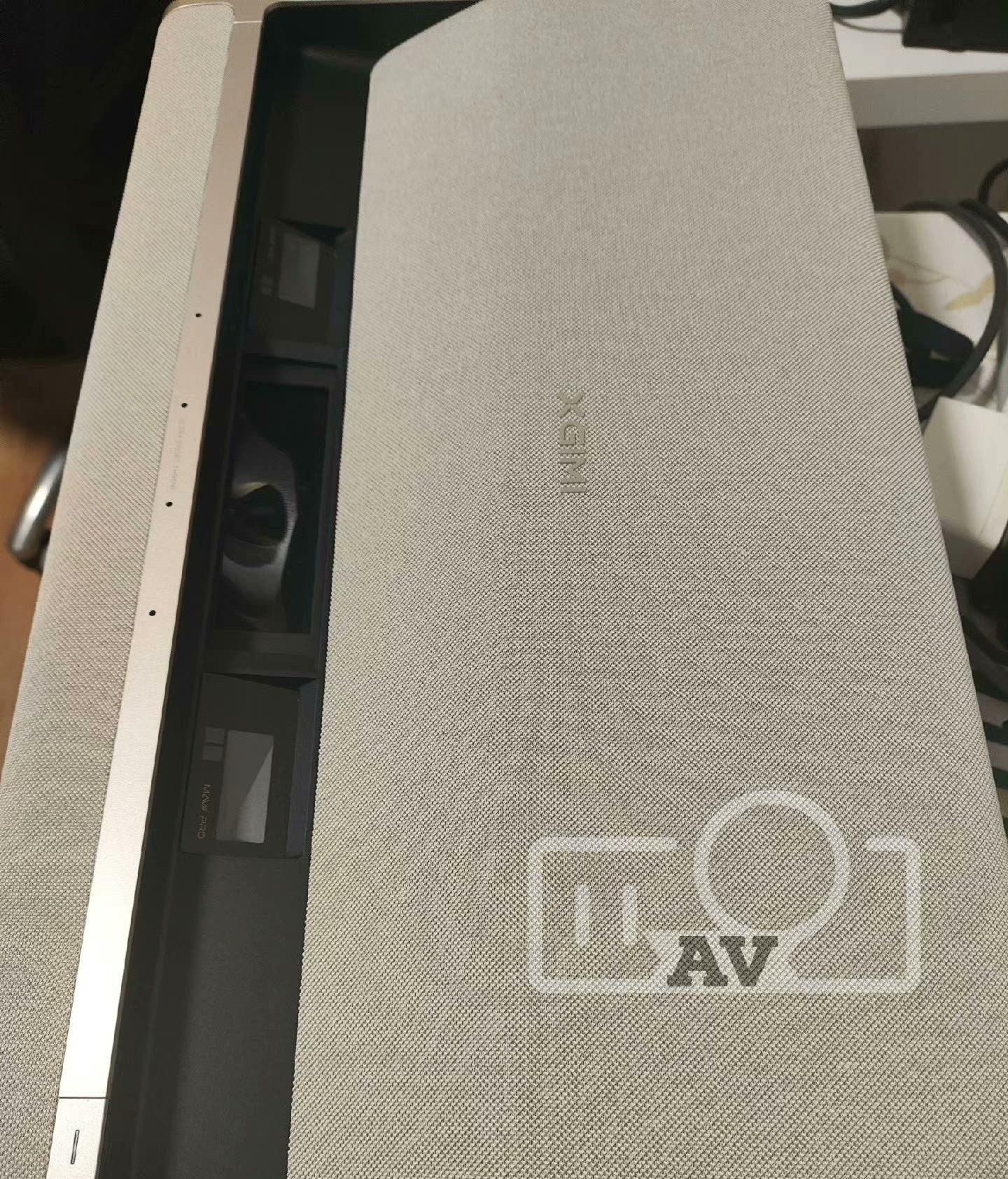 XGIMI M1 FullHD 1400Ansi