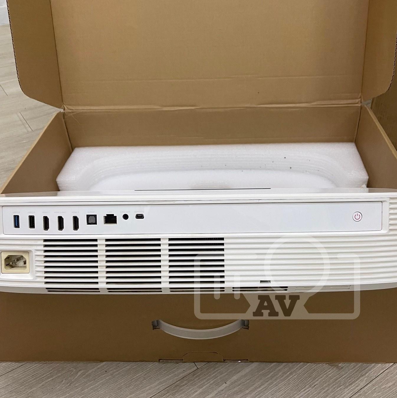 XGIMI LUNE 4K 2200Ansi