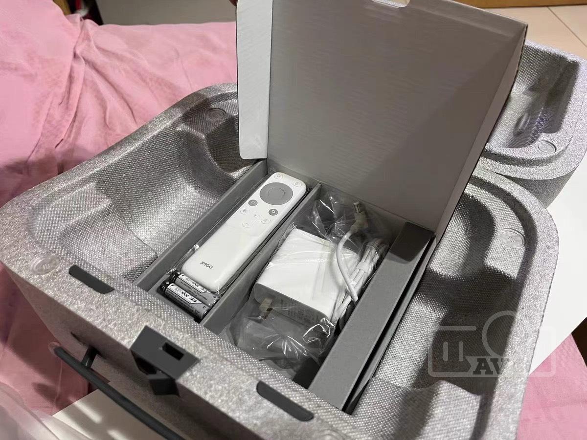 JMGO O2 Triple Laser FullHD 750CVIA