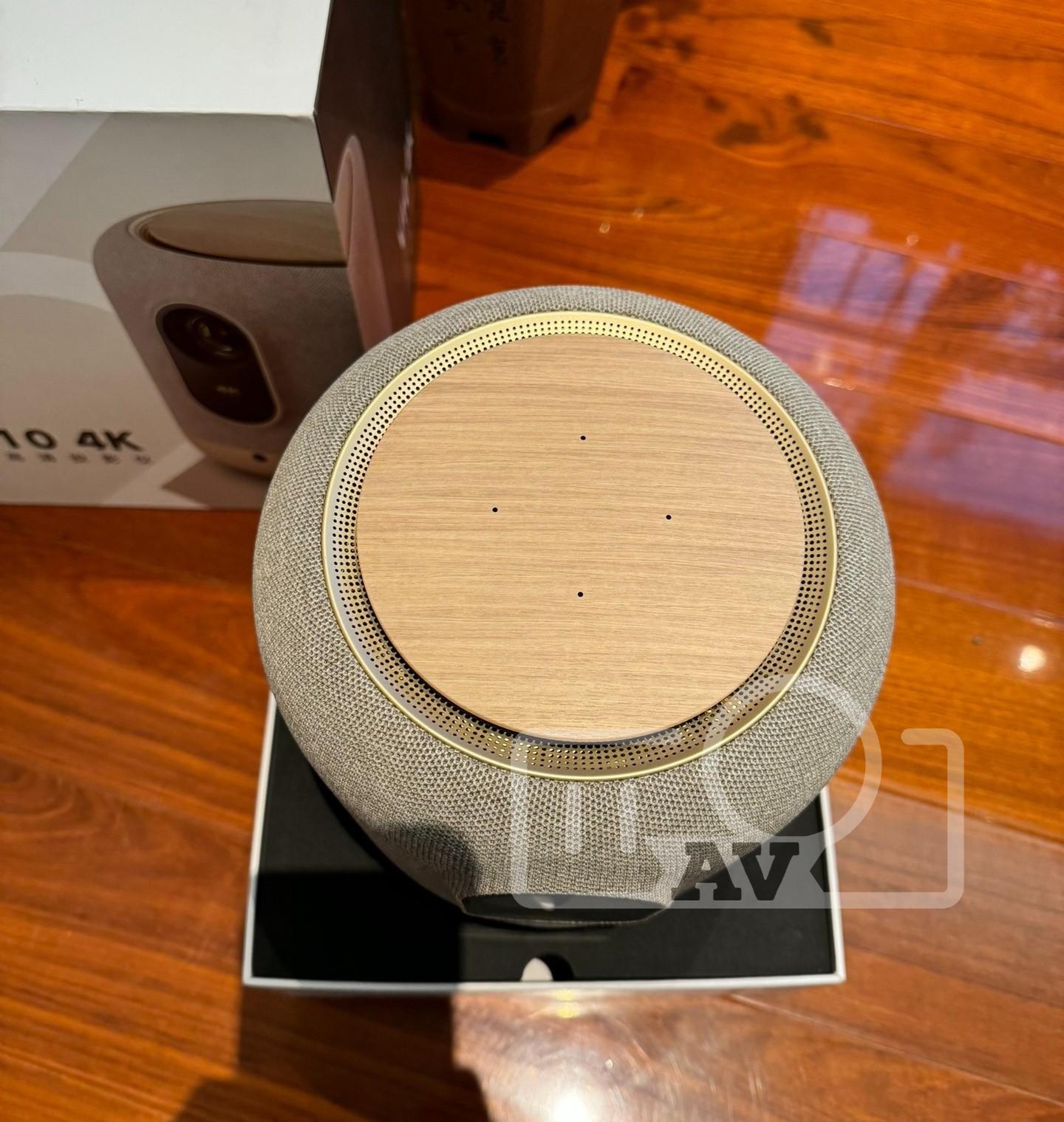 Formovie V10 4K laser projector