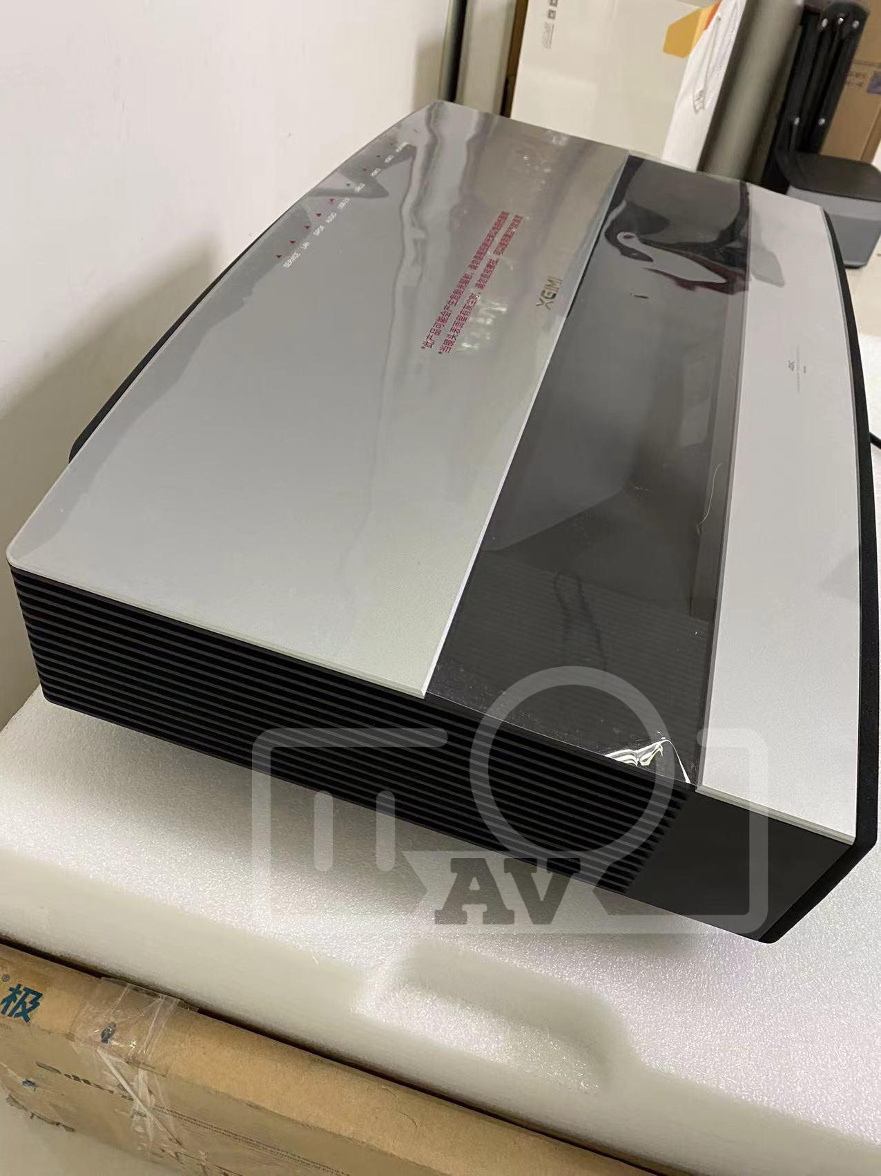 XGIMI AURA nội địa (A2) 4K 2400Ansi