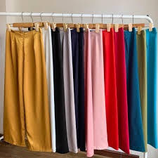 Áo dài ren kết hoa cao cấp trẻ trung, quý phái - Áo Dài Đan Linh