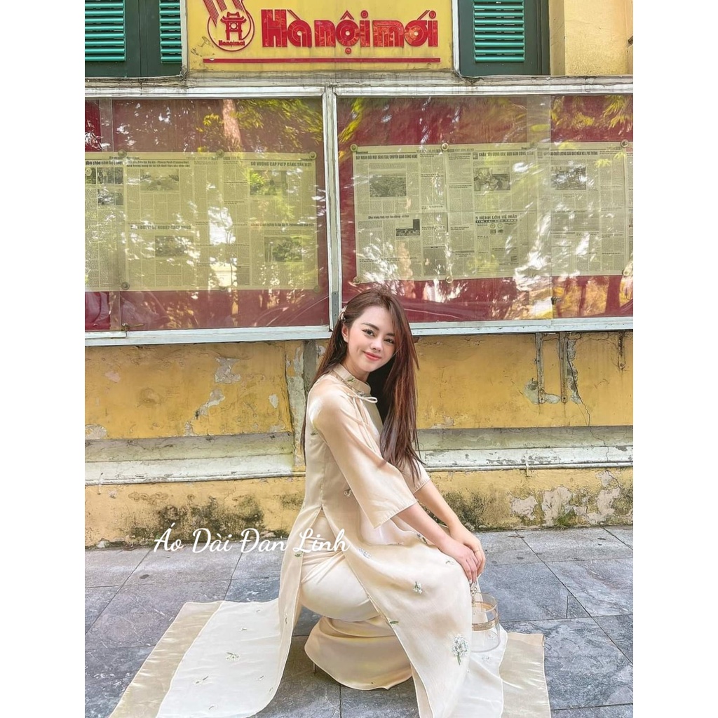 Mẫu áo dài hót hit 2024 - Áo dài cách tân tơ thêu nhí - Áo Dài Đan Linh