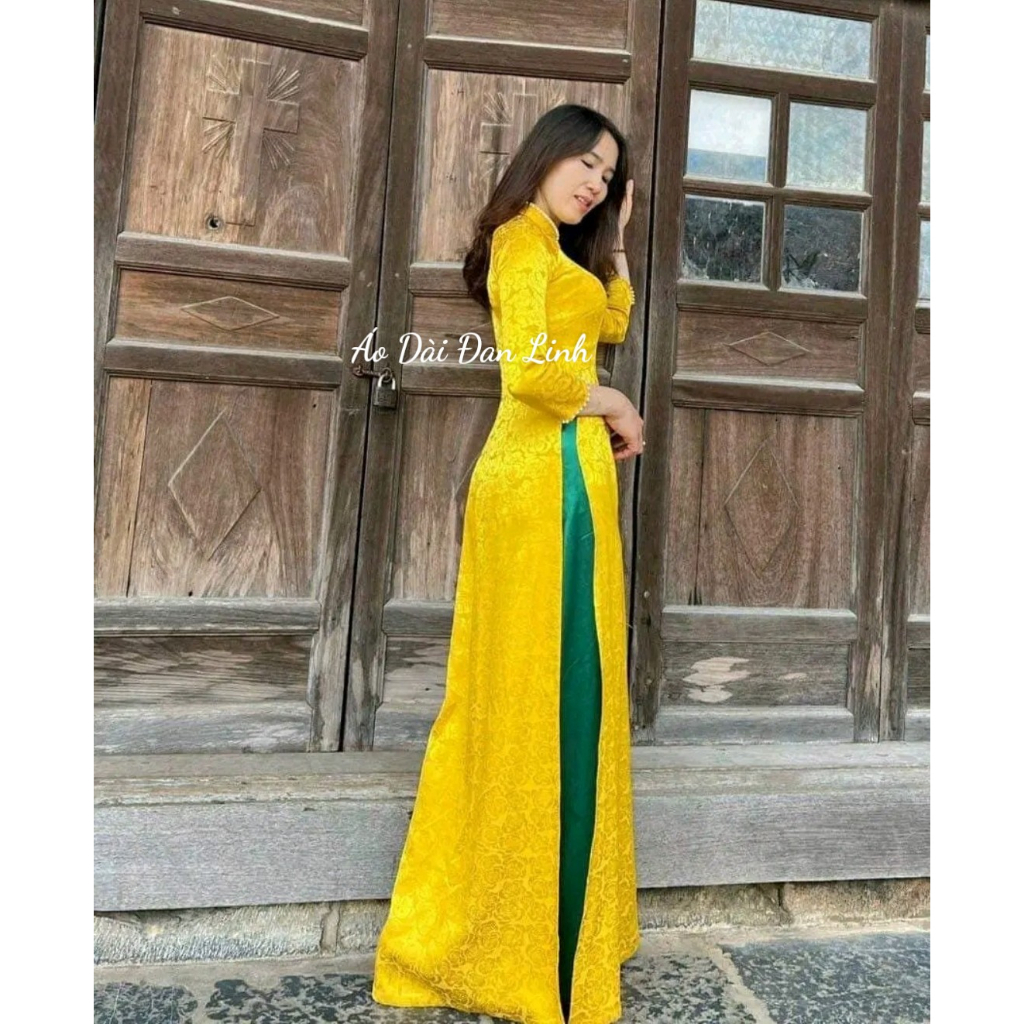Áo dài gấm vàng nổi bật - Áo Dài Đan Linh