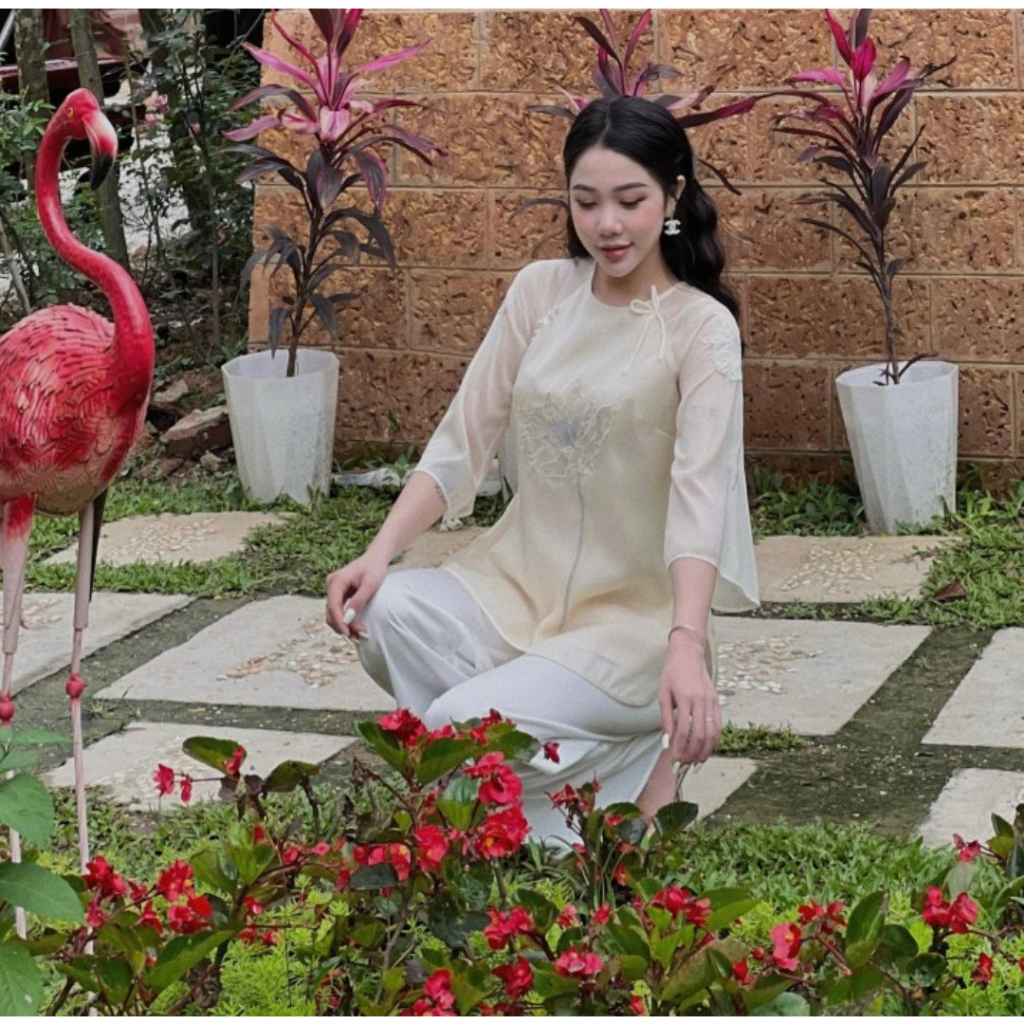 Bộ Lam đi chùa thêu hoa sen vải tơ lót lụa cao cấp, trẻ trung