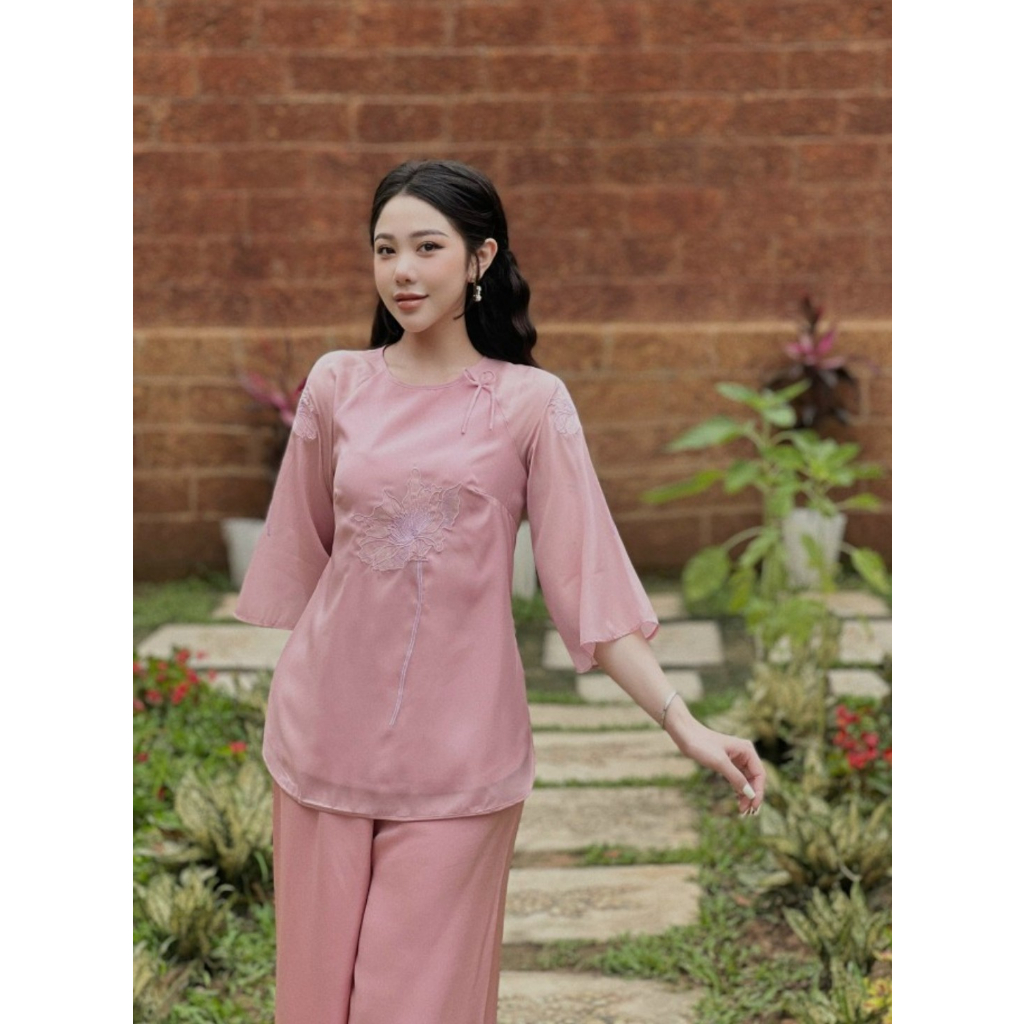 Bộ Lam đi chùa thêu hoa sen vải tơ lót lụa cao cấp, trẻ trung