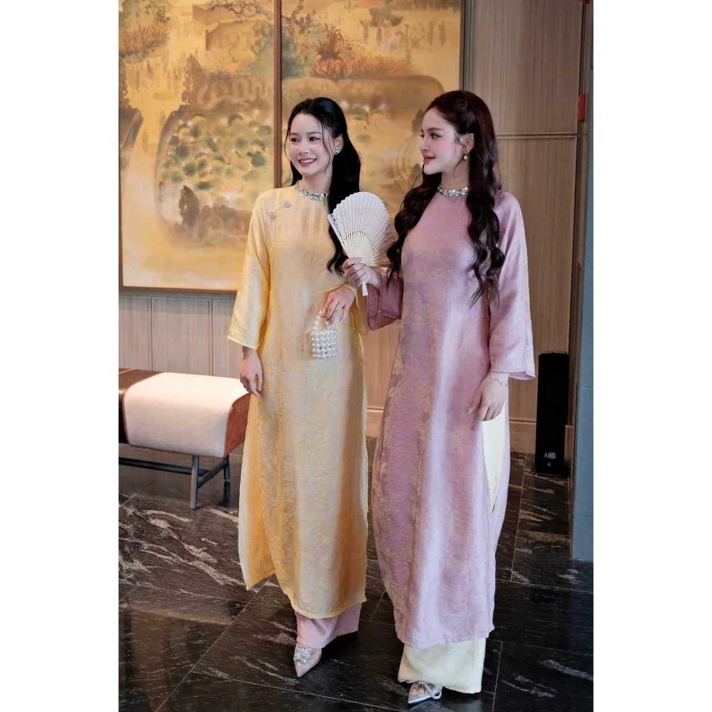 Áo Dài Cách Tân Tết Vải Lụa Tằm Óng Phối Quần Suông - Áo Dài Linh Đan