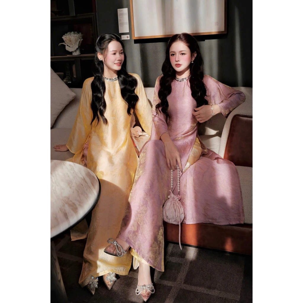 Áo Dài Cách Tân Tết Vải Lụa Tằm Óng Phối Quần Suông - Áo Dài Linh Đan