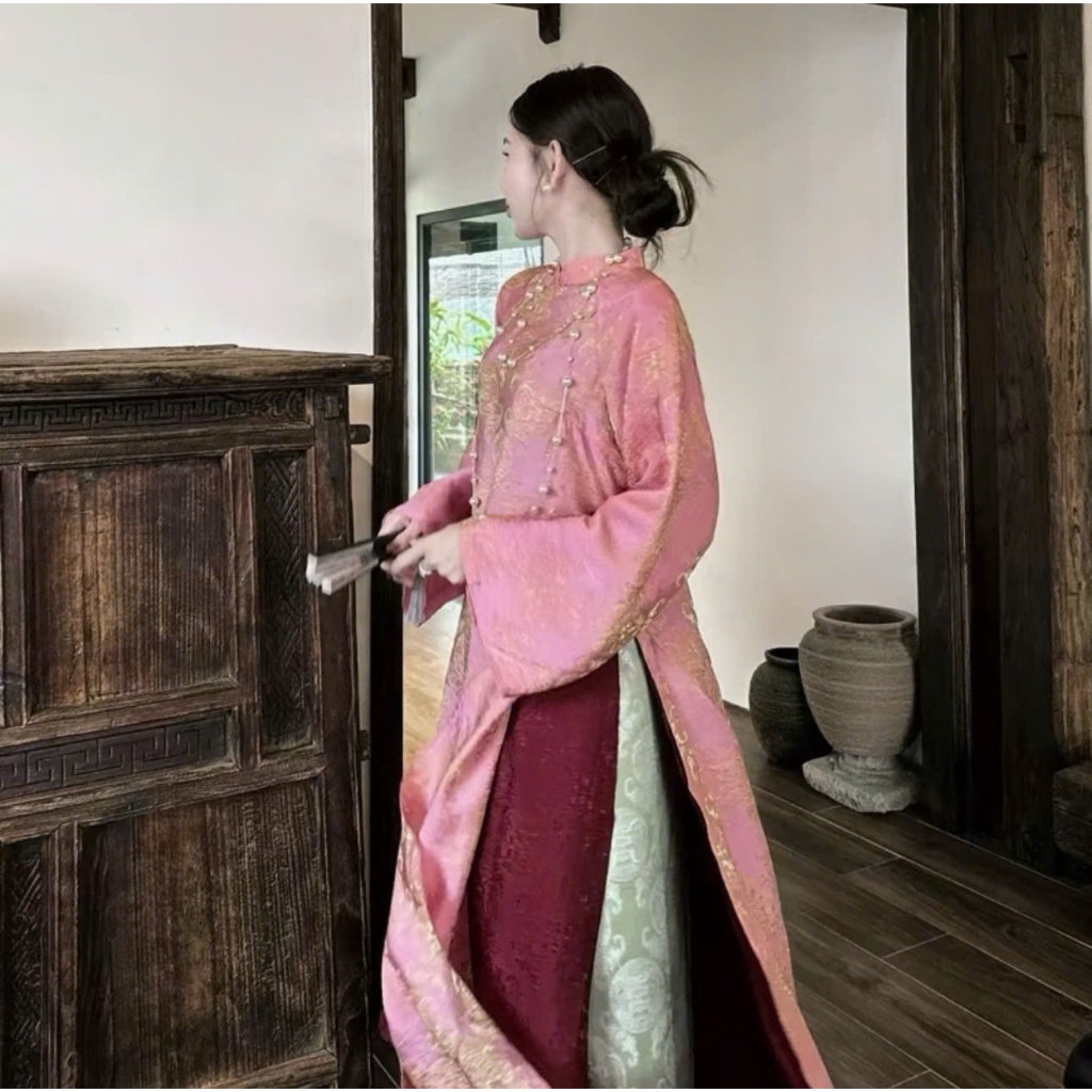 Áo dài suông 4 tà màu hồng trẻ trung vải lụa tằm nha xá cao cấp - Áo Dài Linh Đan