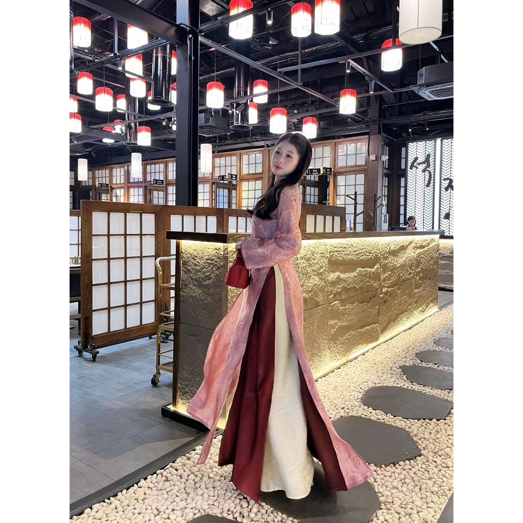 Áo dài suông 4 tà màu hồng trẻ trung vải lụa tằm nha xá cao cấp - Áo Dài Linh Đan