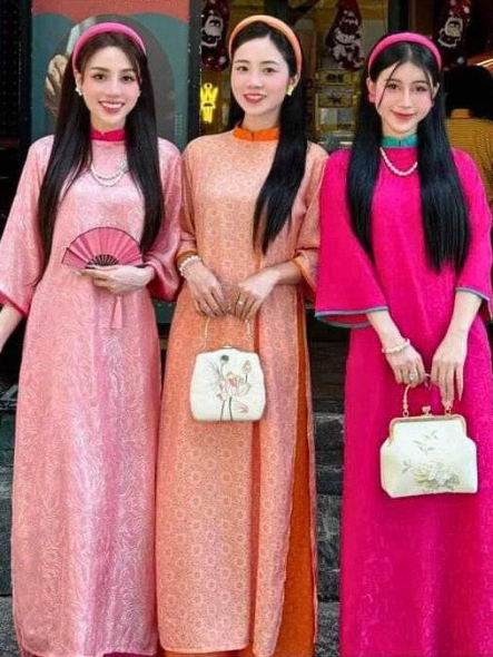 #Áo dài gấm