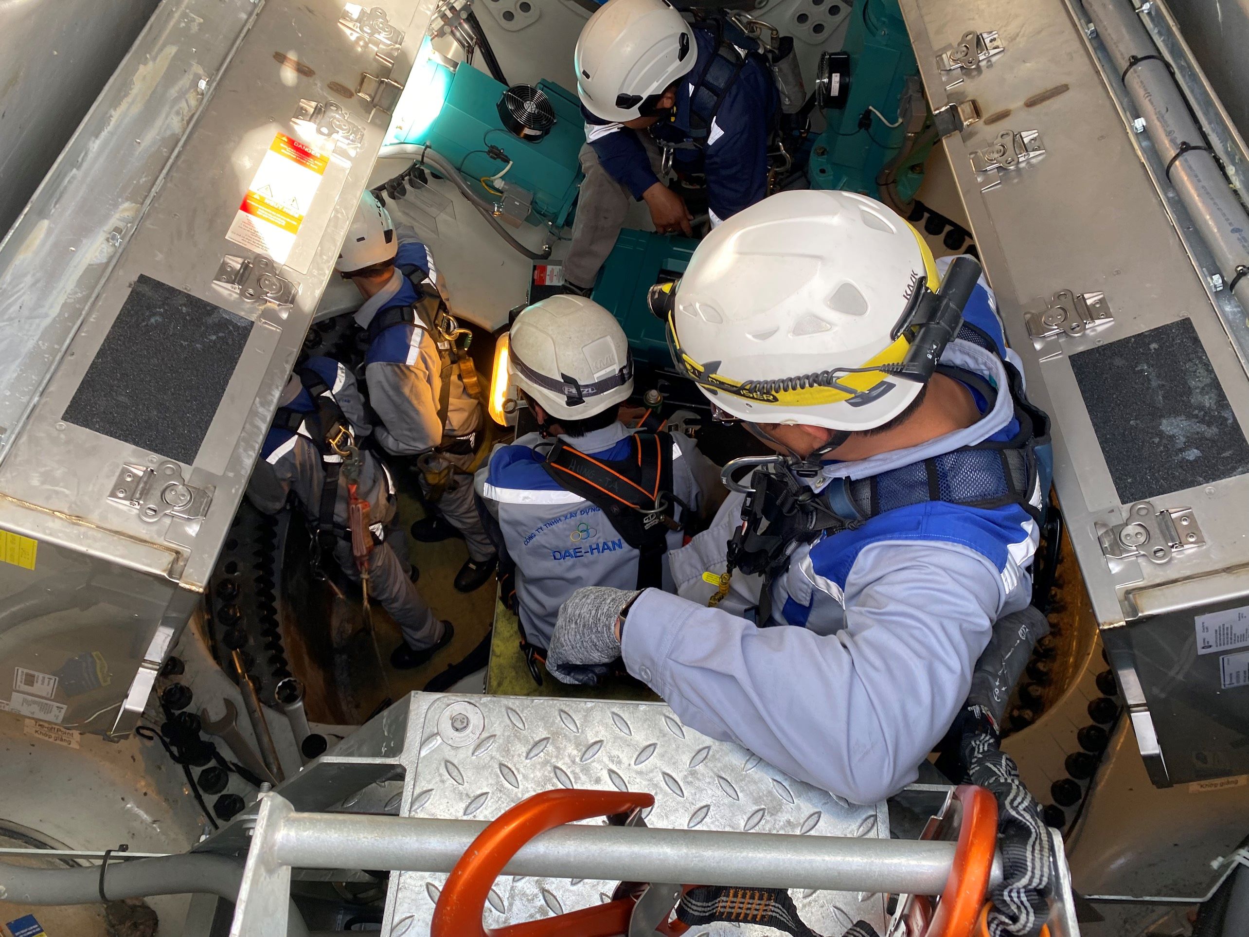 Daehan JSC thành công sửa chữa 01 Blade Pitch Motor - Nhà máy điện gió Cầu Đất - Đà Lạt