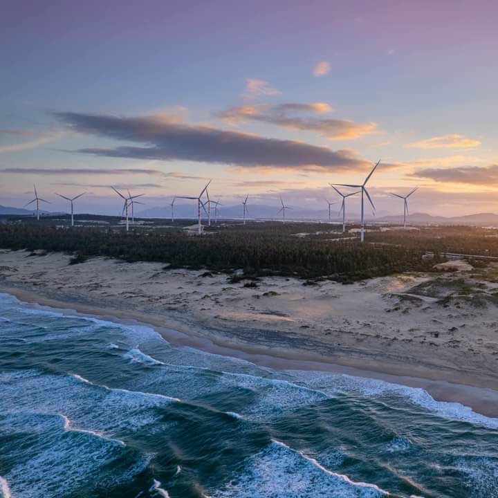 Daehan Lắp Dựng Thành Công Nhà Máy Phong Điện Phương Mai 1