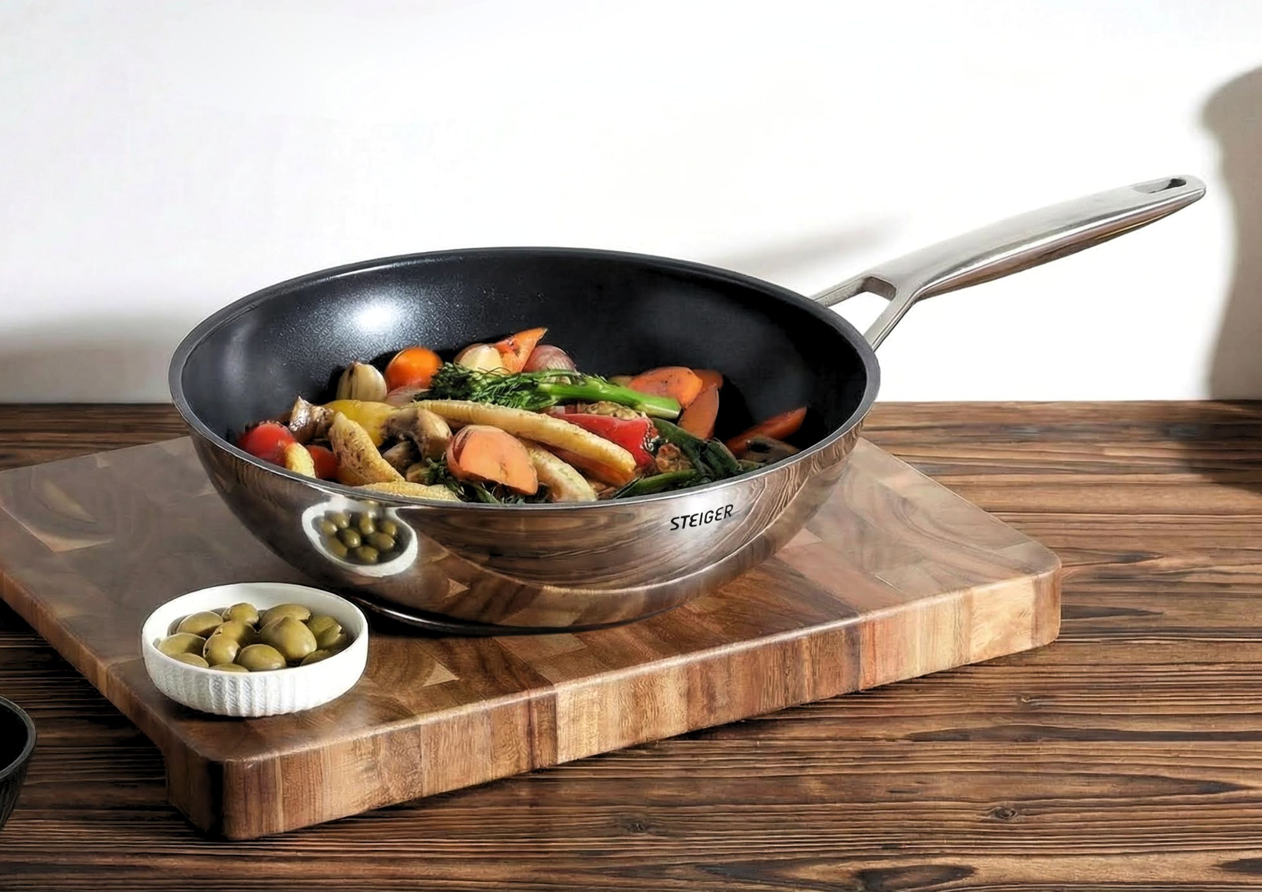 Chảo chống dính Steiger Titanpro 28cm sâu lòng