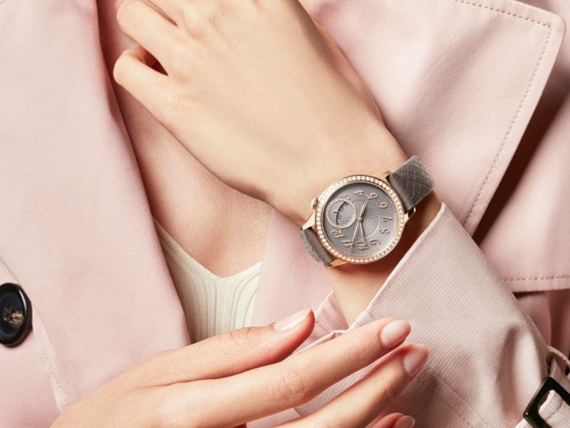 Đồng hồ Vacheron Constantin ra mắt phiên bản màu mới