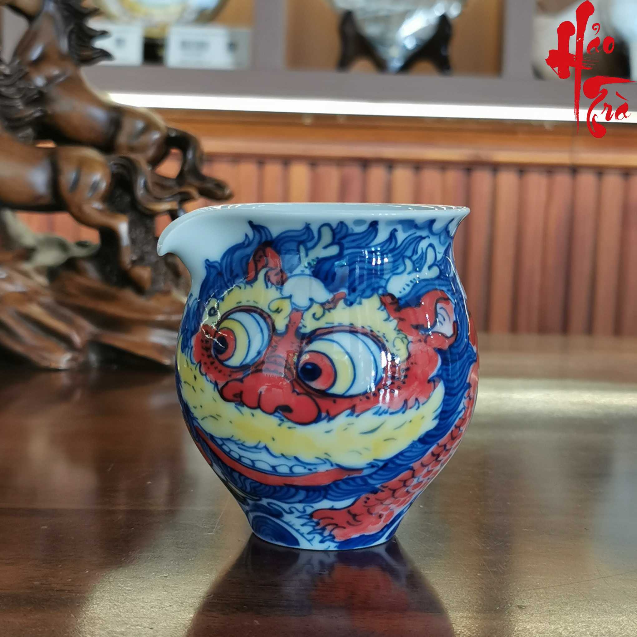 Ly Tống Cảnh Đức Vẽ Tay Hình Lân - LY159 - 210ml