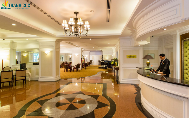 NGHỀ KHÁCH SẠN – HỌC TẬP VÀ LÀM VIỆC