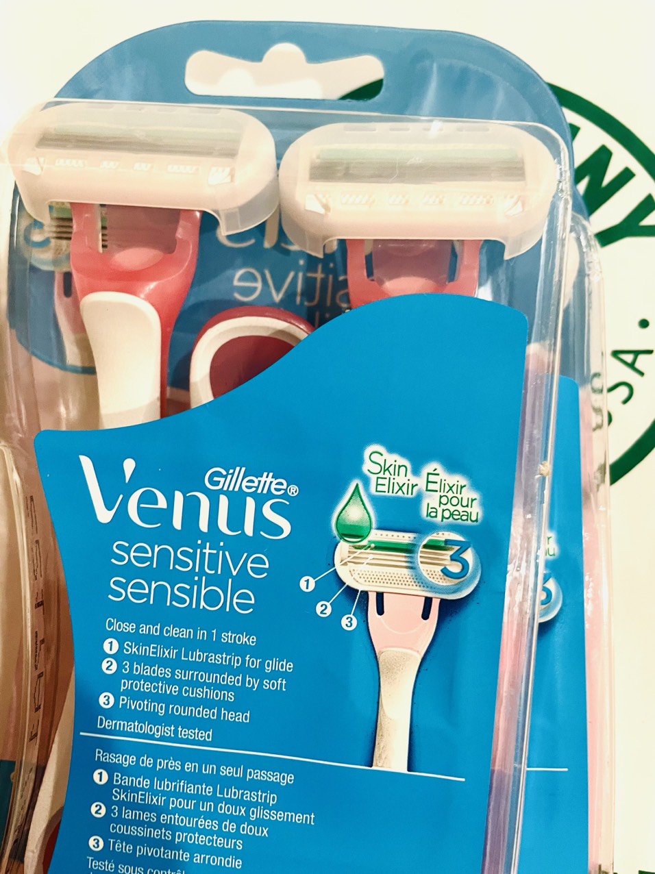 Dao cạo 3 lưỡi dành cho vùng nhạy cảm phụ nữ Gillete Venus Sensitive - set 3 cái