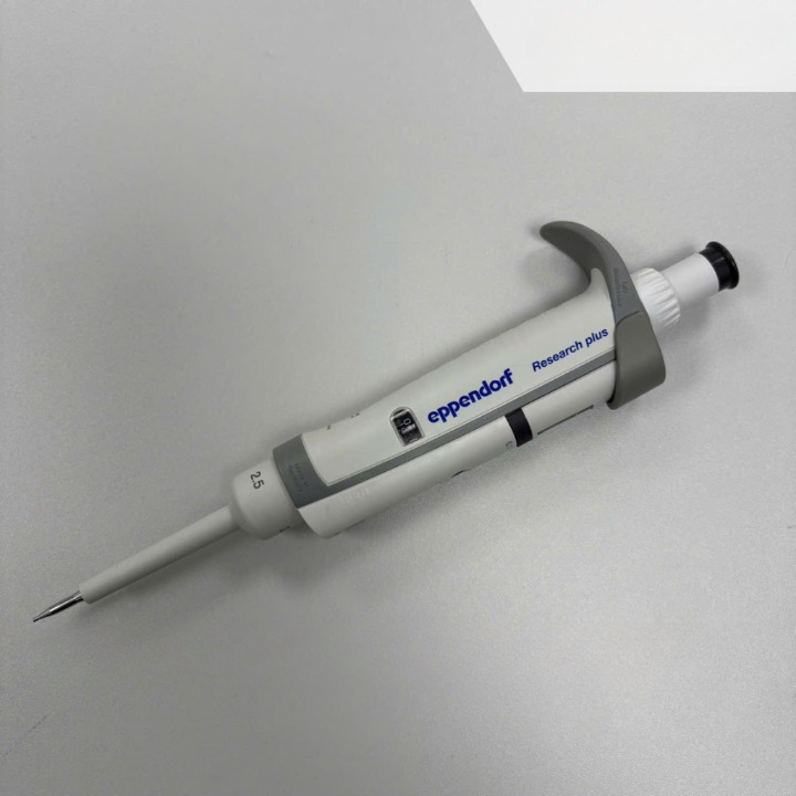 Micropipet đơn kênh 0.1 - 2.5ul, Research ® plus hãng Eppendorf – Đức
